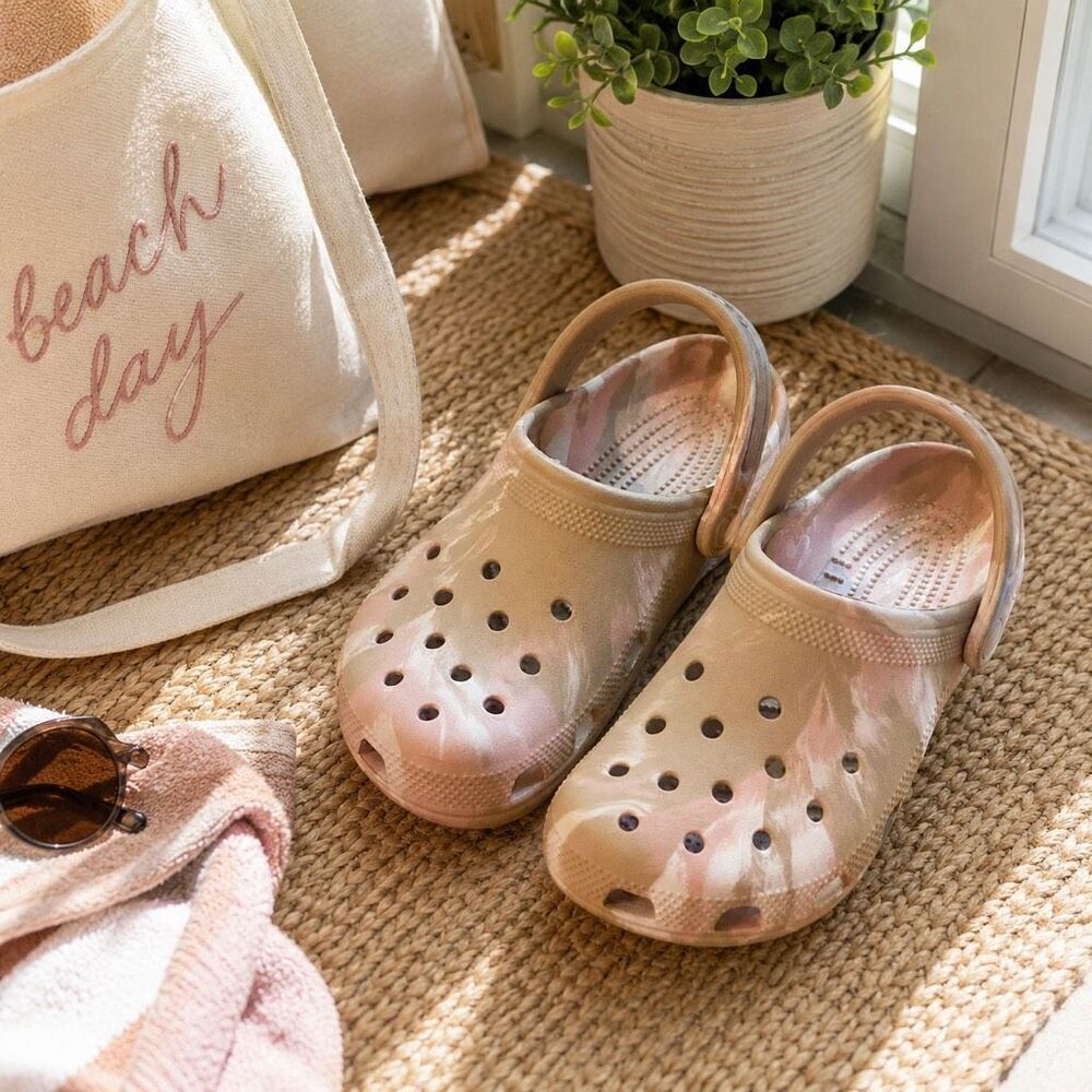 Crocs Classic Marbled Clog - Chai / Pink Rose Womens size 6